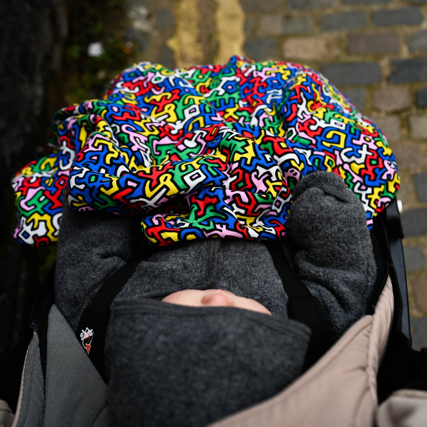 ETTA LOVES x KEITH HARING MUSLIN BLANKET - reversible newborn to 4 months / 5+ months - SAMPLE SALE