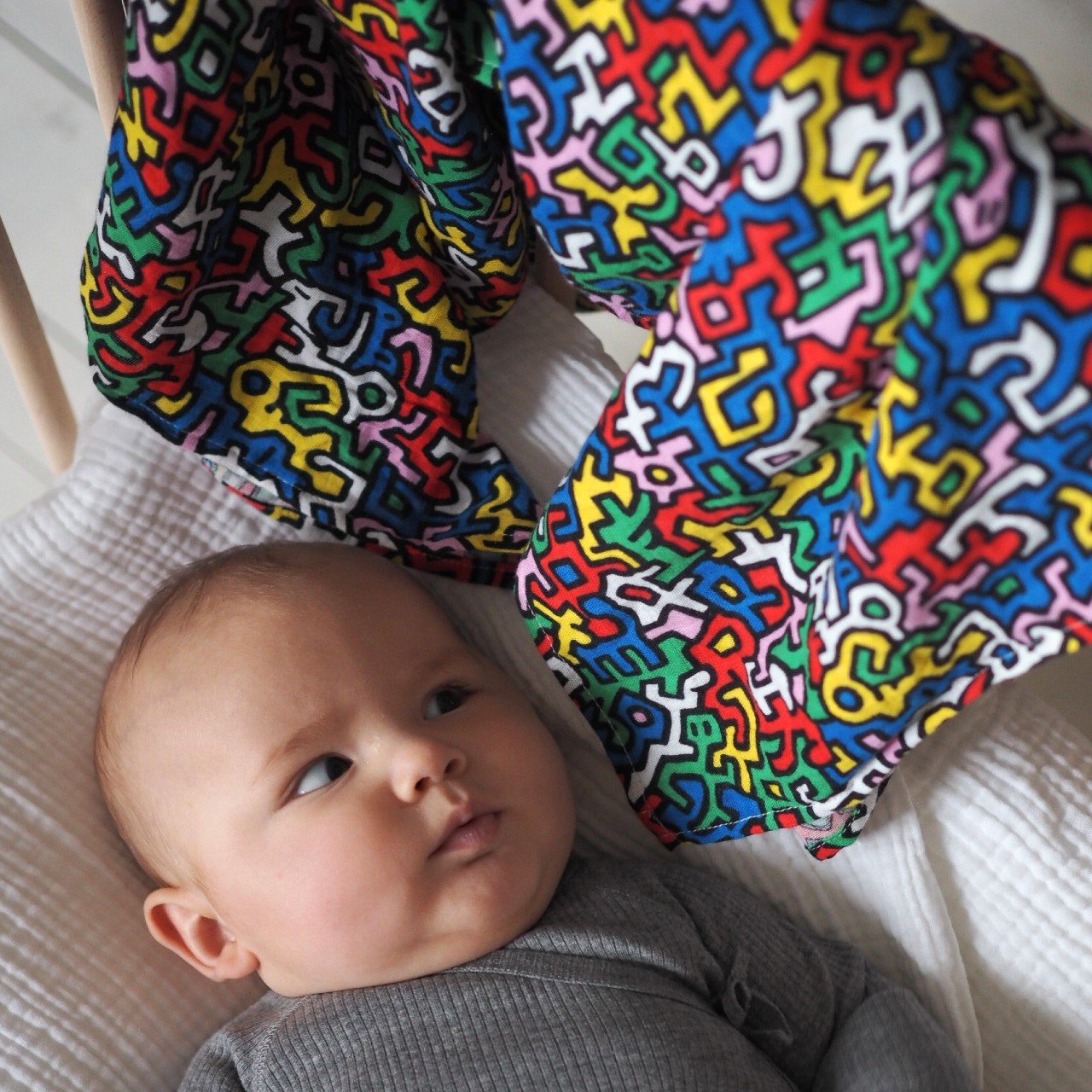 ETTA LOVES x KEITH HARING 2-PACK MUSLIN SQUARES - SAMPLE SALE (UNBOXED)
