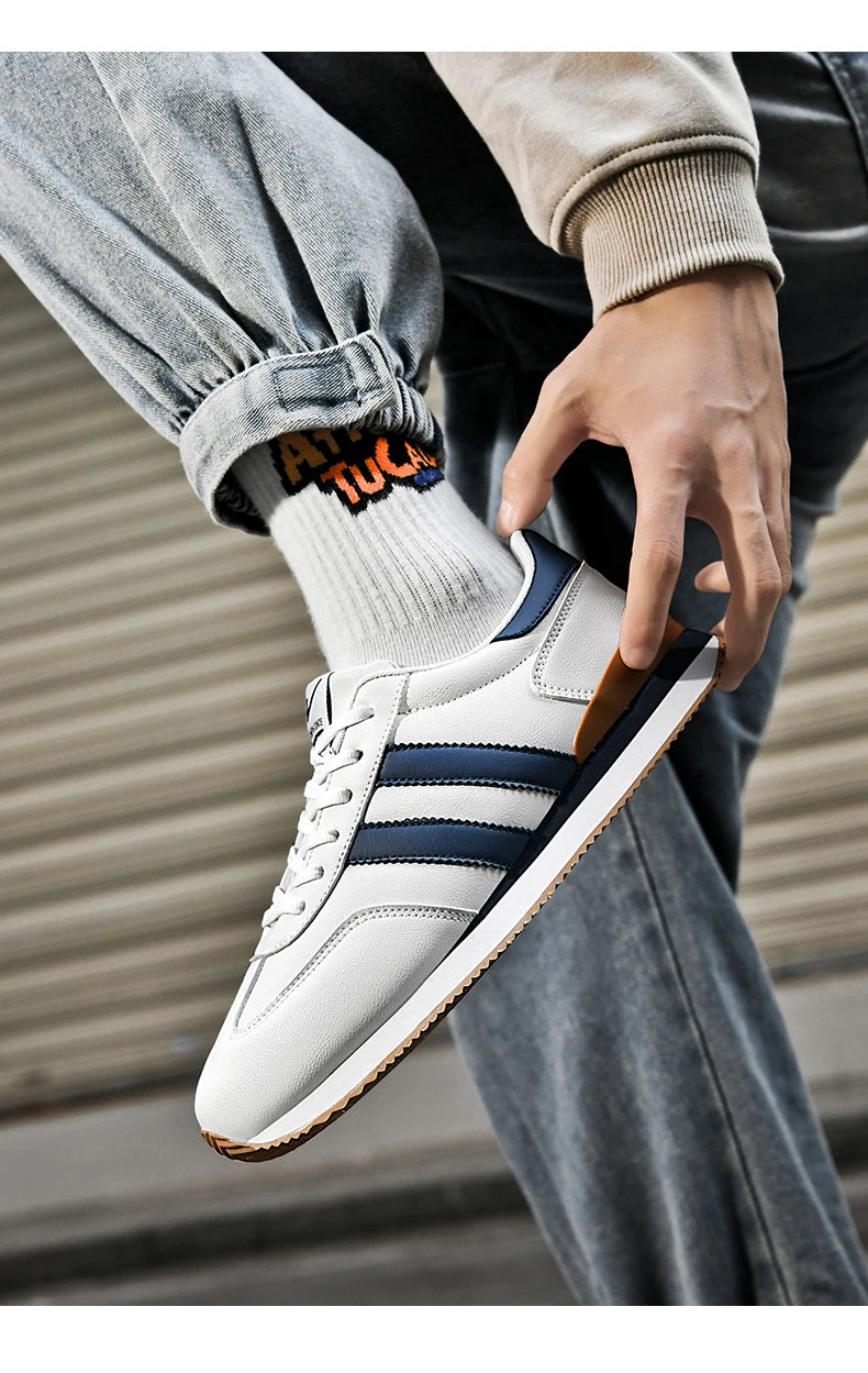 2026 Men Retro Sneakers Casual Shoes White Green Fashion Comfortable Daily Footwear
