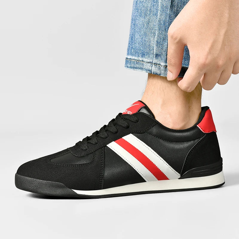 2026 Men Retro Sneakers Flat Sole Versatile Casual Shoes Comfortable Daily Footwear Stylish Vintage Men's Footwear