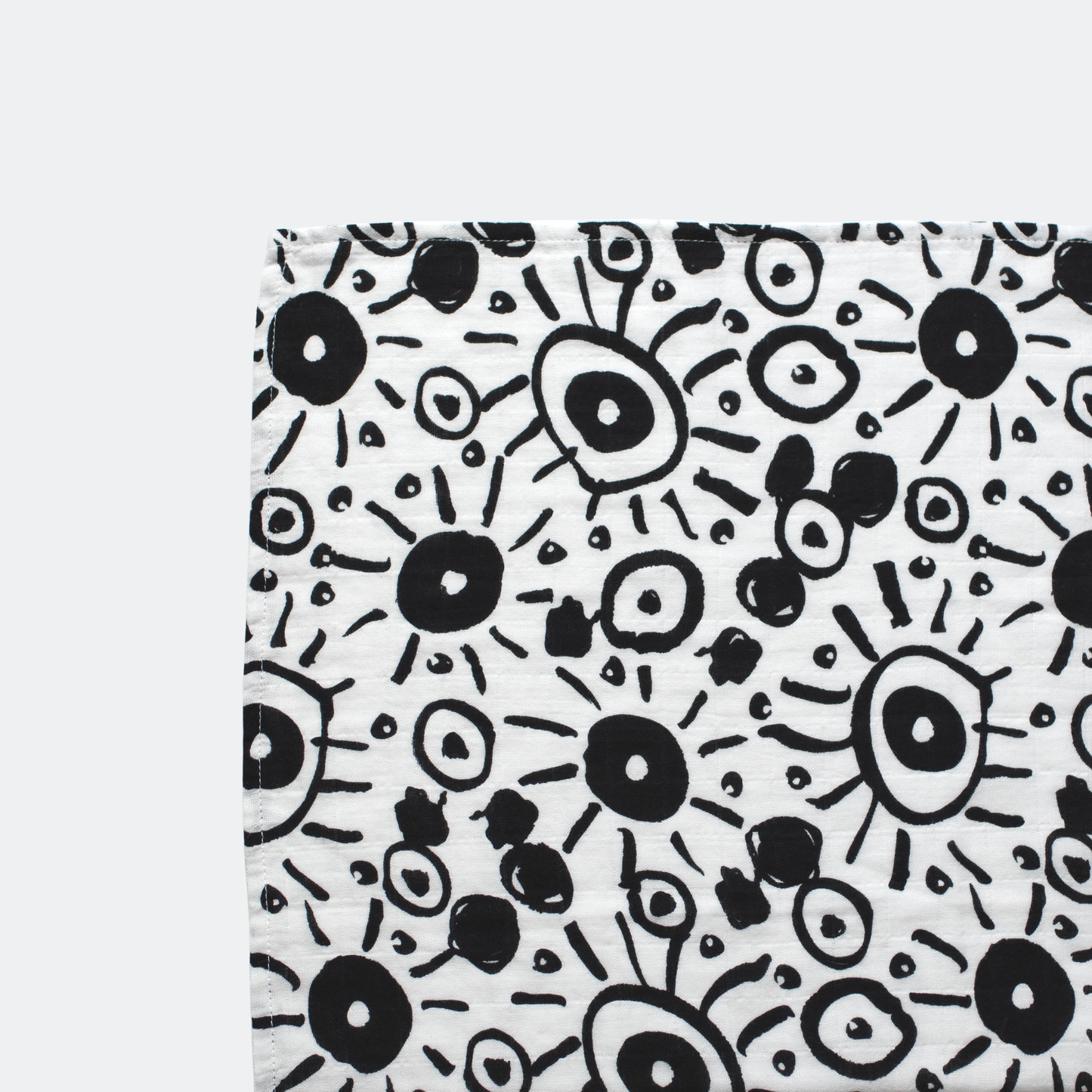 XL EYES MUSLIN - for newborn to 4 months old babies - SAMPLE SALE (UNBOXED)