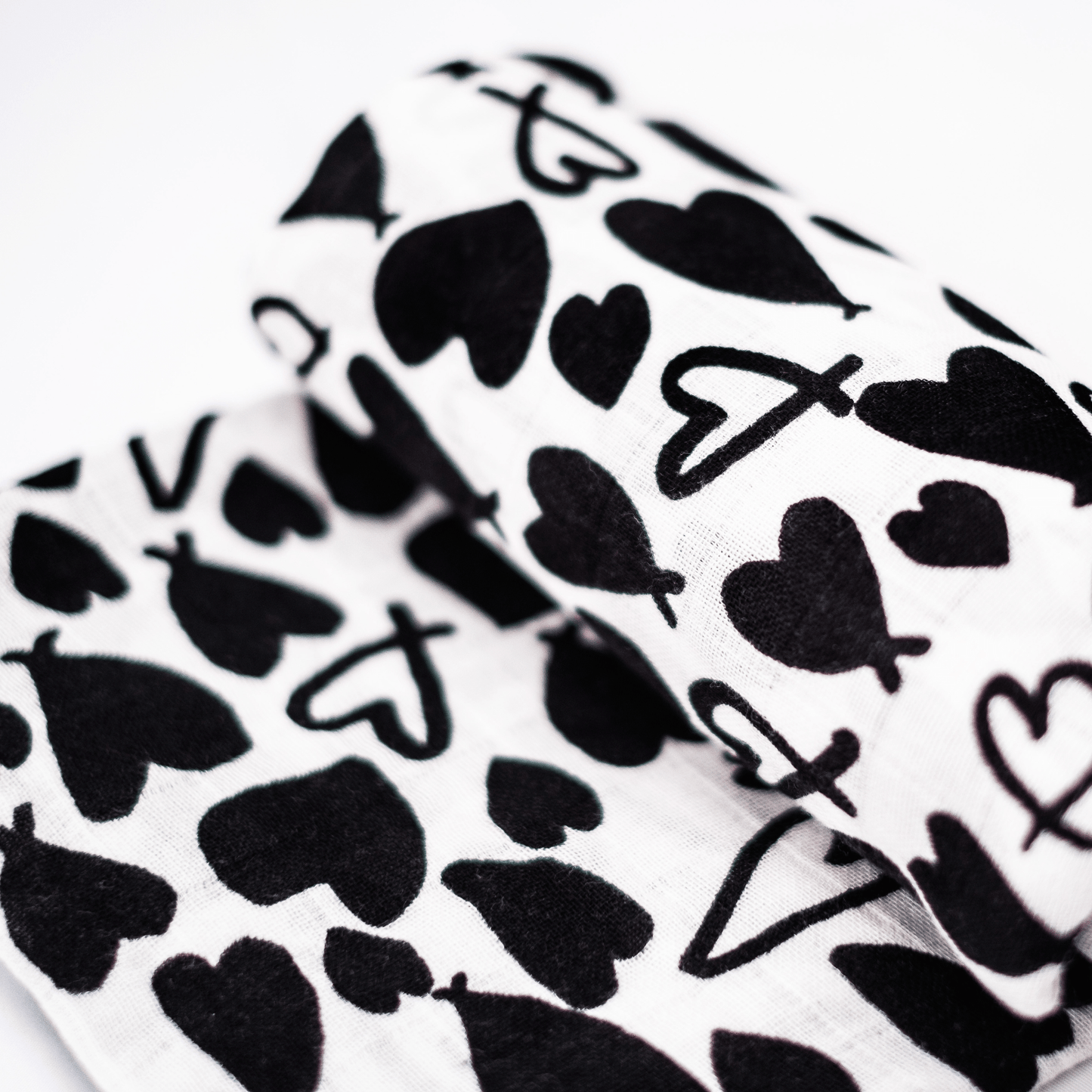 LOVE HEART SINGLE SENSORY MUSLIN - birth to 4 months